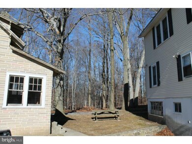 126 Wegman Rd, Reading, PA 19606 - photo 4