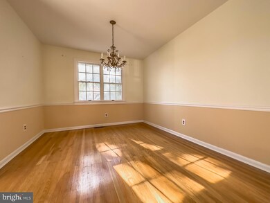 415 Windsor Dr, Gibbstown, NJ 08027 - photo 4