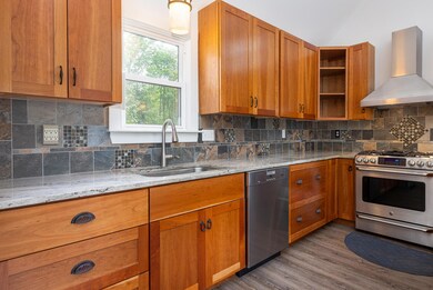 1 Thebeau Ln Freeport ME 04032-large-007