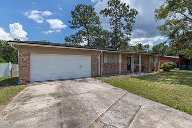 10603 Villanova Rd, Jacksonville, FL 32218 - photo 2