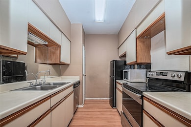 9850 Pagewood Ln unit 1207, Houston, TX 77042 - photo 7