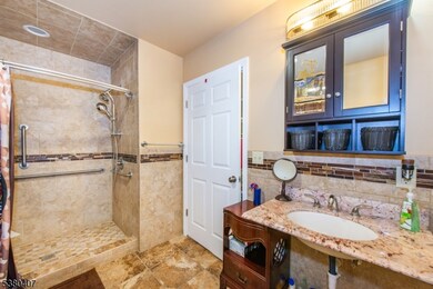 412 N 4th Ave, Hawthorne, NJ 07506 - photo 7