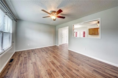 410 W Lawrence St, Spring Hill, KS 66083 - photo 3