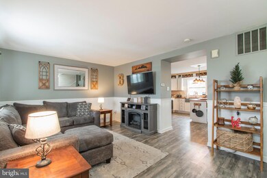 3423 Westview Dr, Perkiomenville, PA 18074 - photo 7