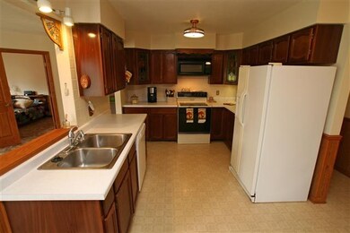 1811 W Happy Hollow Rd, Janesville, WI 53546 - photo 4