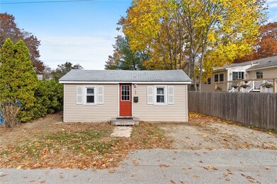 103 Bend St, Warwick, RI 02889 - photo 2
