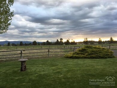 19349 Pinehurst Rd, Bend, OR 97703 - photo 3