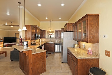 10-Kitchen