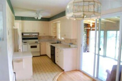 11 Paxton Rd, Spencer, MA 01562 - photo 4