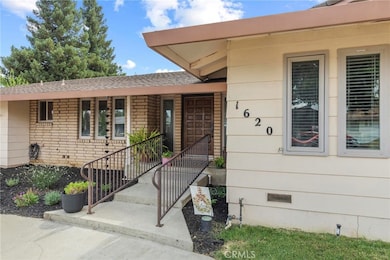 1620 Sharon Dr, Yuba City, CA 95993 - photo 2