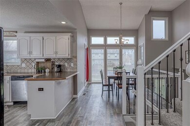 20410 W 220th St, Spring Hill, KS 66083 - photo 3