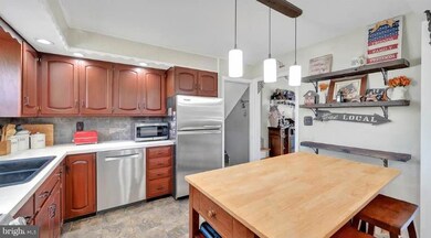 110 Montieth Ave, Reading, PA 19609 - photo 5