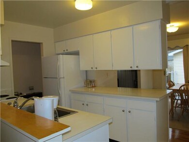 2026 Peggy Place, Lansing, MI 48910 - photo 4