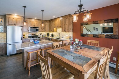 Dining Kitchen