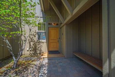 4-web-or-mls-24 Fremont Crossing-04