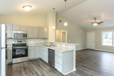 2372 Brentwood Dr, Rockingham, VA 22801 - photo 2