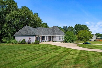 5200 Woodland Dr, Shawnee, KS 66218 - photo 3