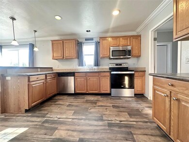 31807 Lake Rd, Shawnee, OK 74801 - photo 5