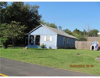 911 N Main St, Bentonville, AR 72712 - photo 2