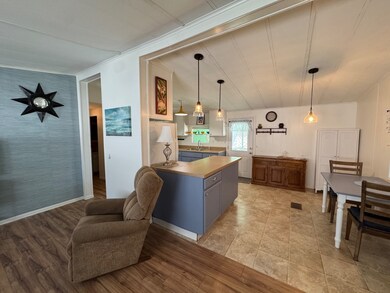 826 Carol St, Wildwood, FL 34785 - photo 7