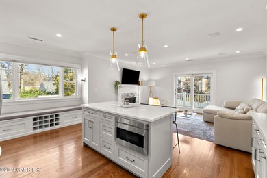 11 Hollow Wood Ln unit A, Greenwich, CT 06831 - photo 5