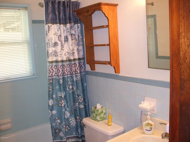 9311 Pagoda Dr, Louisville, KY 40229 - photo 7