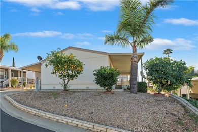 1536 S State St unit 213, Hemet, CA 92543 - photo 3