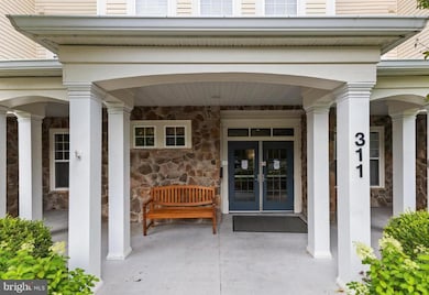 Lakeland Ridge Condominiums unit 403, Gaithersburg, MD 20878 - photo 3