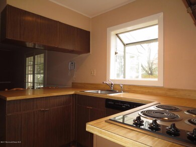 51 Avalon Ln, Matawan, NJ 07747 - photo 6