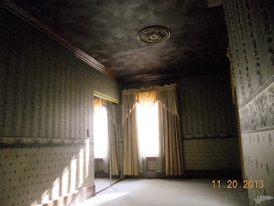 110 S Johnson St, Garrett, IN 46738 - photo 2