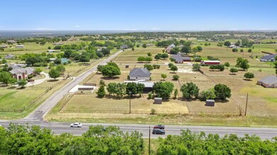 333 Meadow Crest Rd, Fort Worth, TX 76108 - photo 3