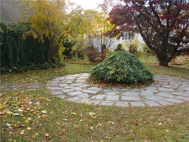 57 Community Dr, Cranston, RI 02905 - photo 5