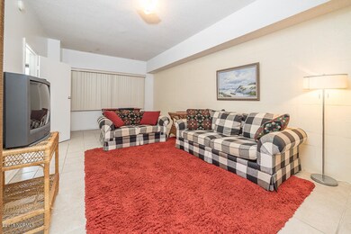 1st Floor Den