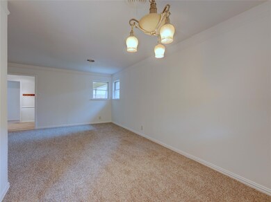 624 Post Oak Dr, Hurst, TX 76053 - photo 6