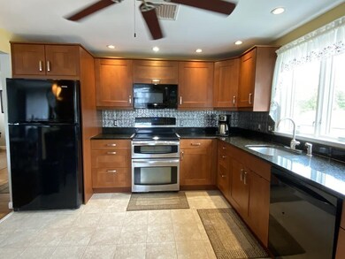 7 Sandra Rd, Peabody, MA 01960 - photo 6