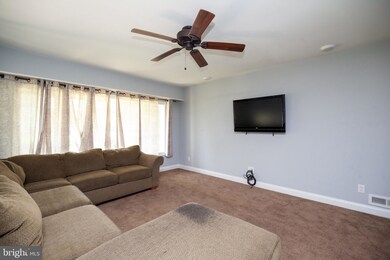 43 Suburban Blvd, Delran, NJ 08075 - photo 4