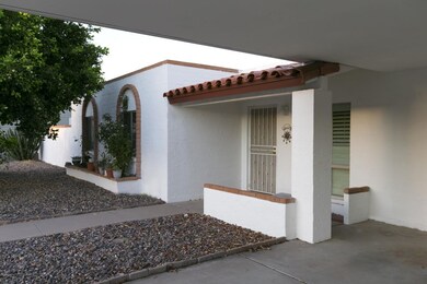CARPORT 02 - 83U1980
