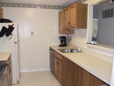 11 Bartemus Trail unit U208, Nashua, NH 03063 - photo 2