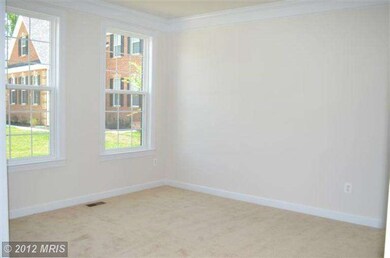 217 Garden Gate Ln, Upper Marlboro, MD 20774 - photo 3