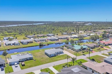 13 Caddy Rd, Rotonda West, FL 33947 - photo 3