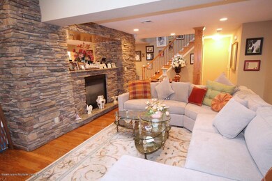 995 Sheldon Ave, Staten Island, NY 10309 - photo 7