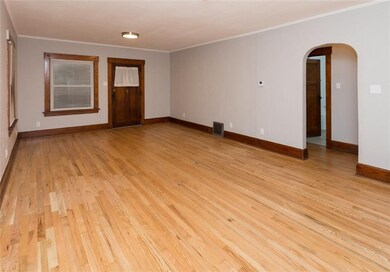 3839 E 30th St, Des Moines, IA 50317 - photo 7