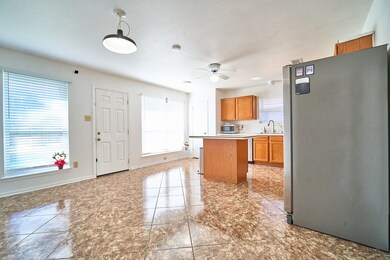 7843 Sawmill Trail, Houston, TX 77040 - photo 5