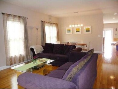 290 Lagrange St, Chestnut Hill, MA 02467 - photo 3