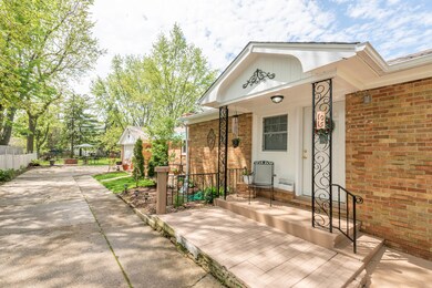 1015 Edwards St, Waukegan, IL 60085 - photo 2