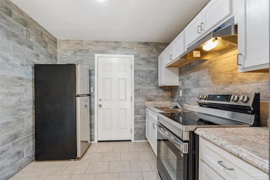 7145 Pearson Rd unit A, Pensacola, FL 32526 - photo 3