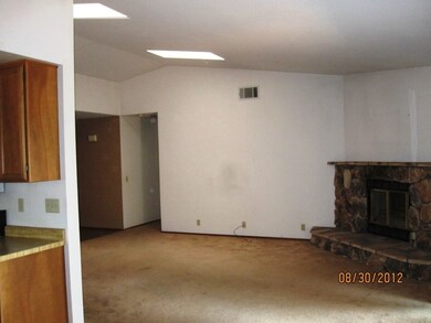 Living room Flintwood 014