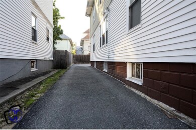 39 Humes St, Providence, RI 02907 - photo 3