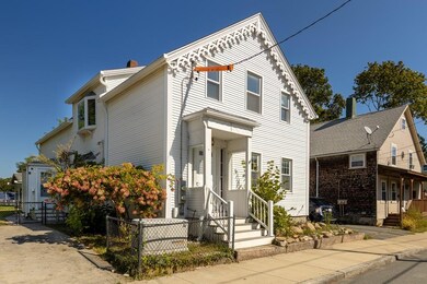 18 Oxford St, Fairhaven, MA 02719 - photo 2