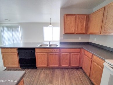 2819 N Silver Island Way, Tucson, AZ 85745 - photo 7